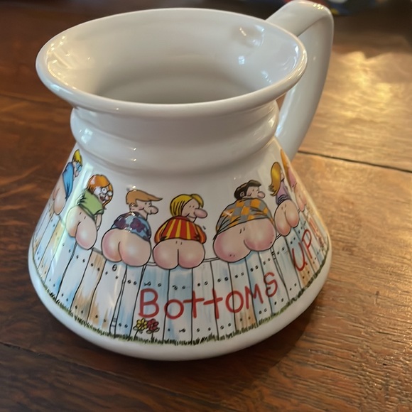 Vintage Hirschi Coffee Mug No Spill Bottoms Up Butts